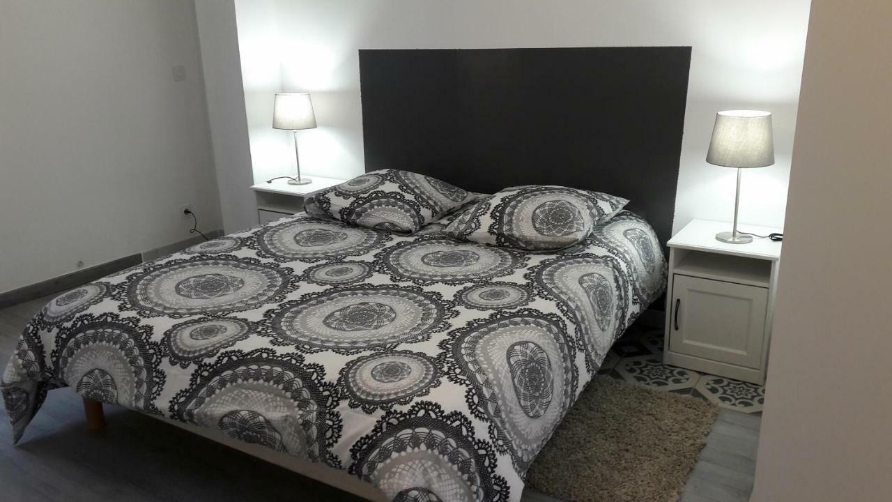 Appartement Charmant - Centre Castelnaudary Buitenkant foto